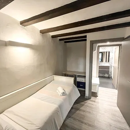 Apartment Old Town Duplex With Character