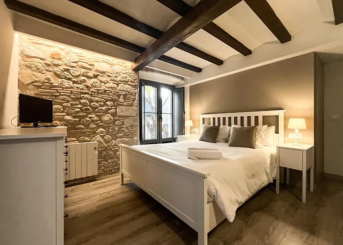 Апартаменты Old Town Duplex With Character
