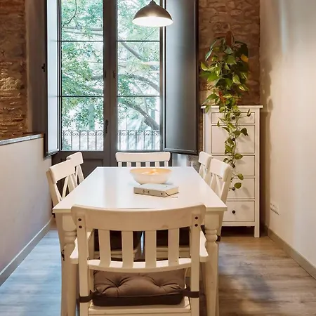 Old Town Duplex With Character *