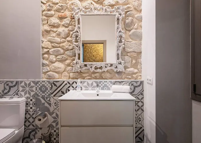 شقة Old Town Duplex With Character
